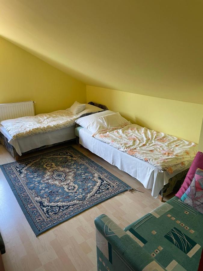 Horváth Vendégház Monosbel Esterno foto