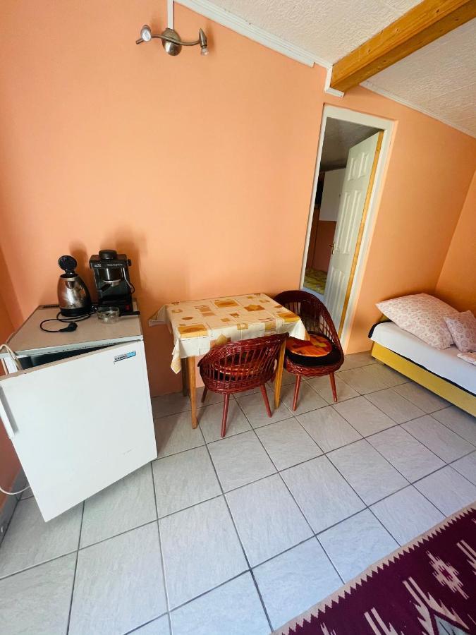 Horváth Vendégház Monosbel Esterno foto