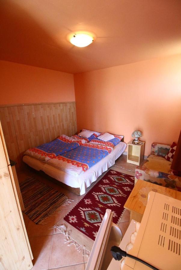 Horváth Vendégház Monosbel Esterno foto